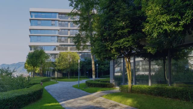 Gallery image 7b9f6492-a90f-4473-b099-839d8a40a8d2