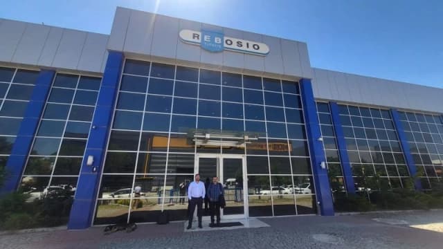 Gallery image 79c05228-a394-4f4d-9e98-2379094998e2